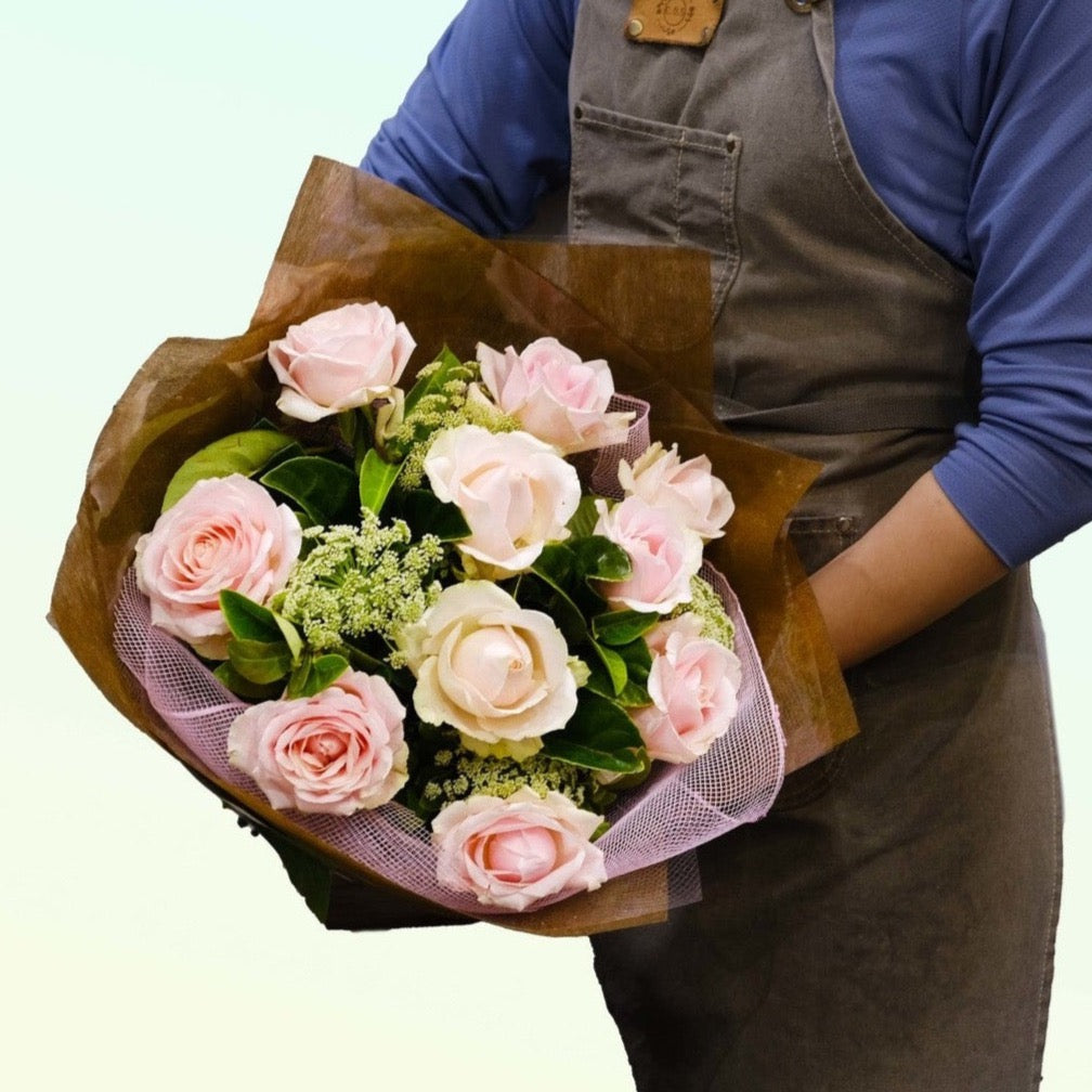 PINK ROSES BOUQUET